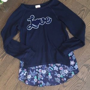 Jenna&Jessie,girls long sleeve top. Size Small.